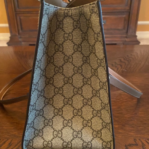 Gucci Padlock Medium GG shoulder bag - Picture 7 of 16